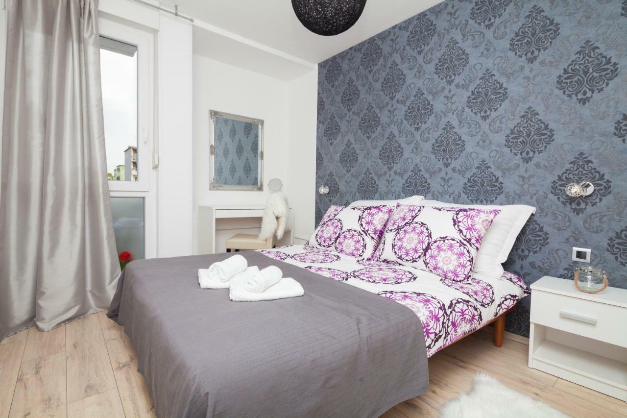 Apartman Ester プーラ エクステリア 写真