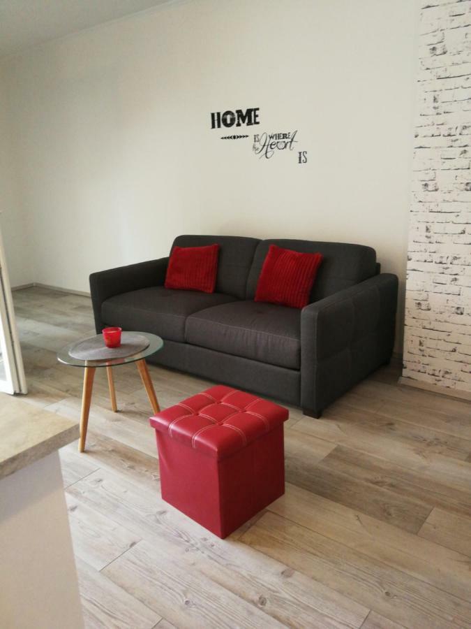 Apartman Ester プーラ エクステリア 写真